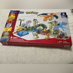 MEGA Pokémon Discoveries Set Partial Pikachu Zubat With Terrain Read